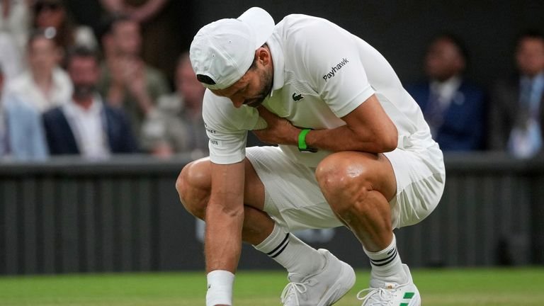 Grigor Dimitrov pulled out wounded against Jannik Sinner in the fourth round of the gentlemen's singles on Wimbledon 2025