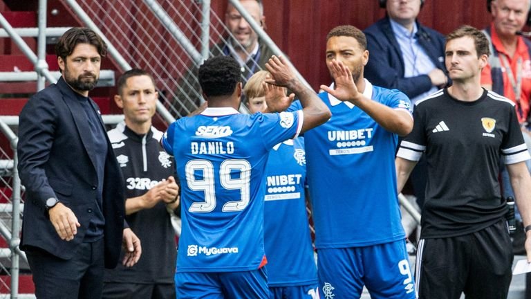 Martin used Cyriel Desessers' attitude as example of other rangers players