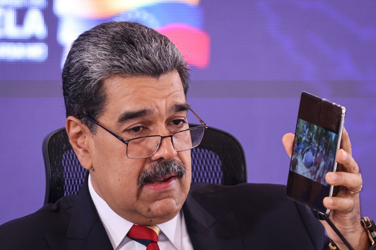 Venezuela President believes American spies can't hack Huawei phones