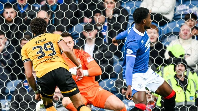 Livingston was denied a penalty when Tete Yengi's shot appeared to be blocked by Fernandez's arm