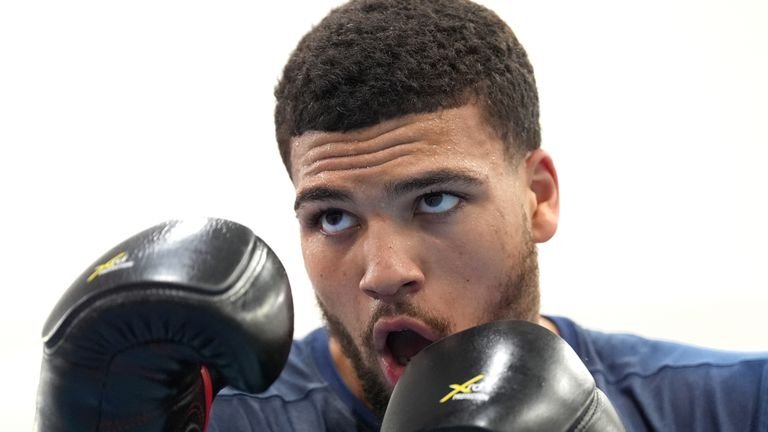 Damar Thomas will represent Great Britain at the World Championships in Liverpool in September.