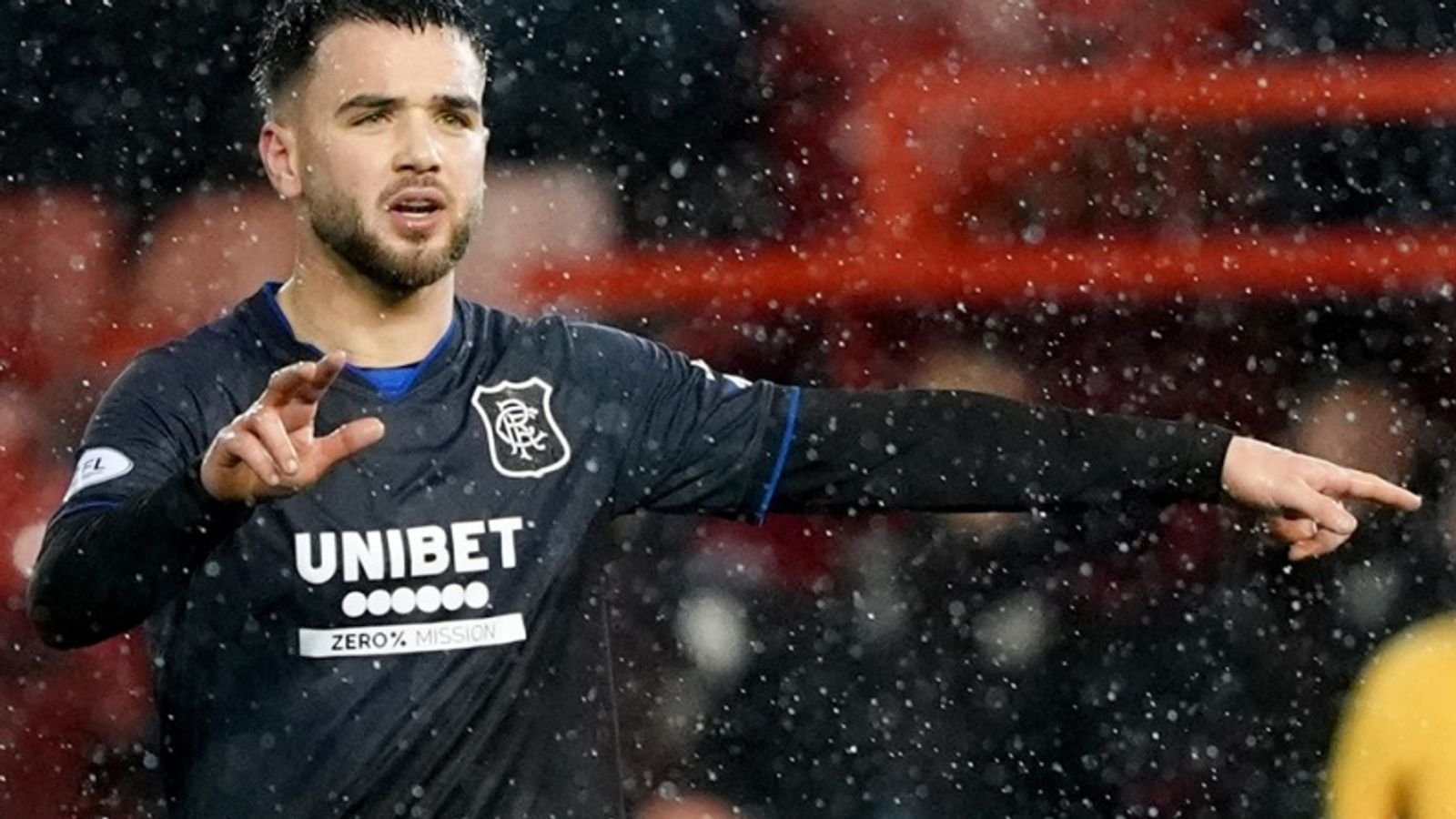 Nico Raskin: Rangers midfielder appears to splash water on fan after win over Aberdeen | Football news