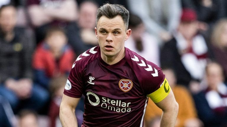 EDINBURGH, SCOTLAND - MARCH 21: Hearts' Lawrence Shankland in action during a William Hill Premiership match between Heart of Midlothian and Dundee at Tynecastle Park on March 21, 2026 in Edinburgh, Scotland. (Photo by Mark Scates/SNS Group)