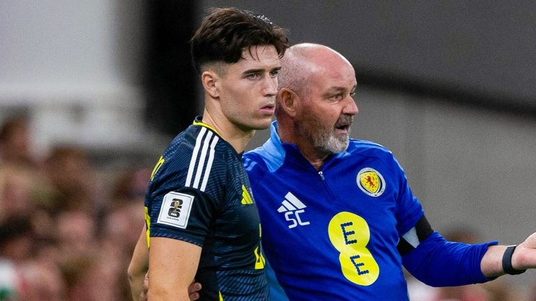 COPENHAGEN, DENMARK - SEPTEMBER 5: Scotland's Max Johnston (L) and head coach Steve Clarke during a 2026 FIFA World Cup qualifier between Denmark and Scotland at Parken Stadium on September 5, 2025, in Copenhagen, Denmark. (Photo by Craig Williamson / SNS Group)