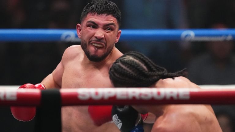 Andres Cortes lands on Eridson Garcia during Zuffa 05 win